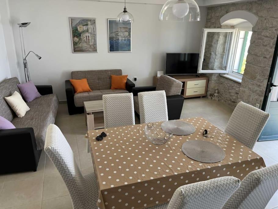 Holiday Home Aria Podgora Extérieur photo